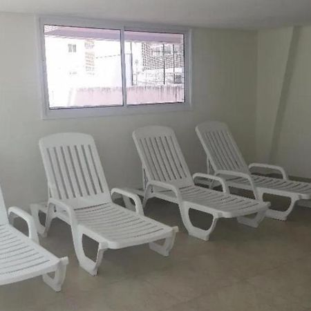 Beachfront Standard Apartment in Central Location Mongagua Exterior photo